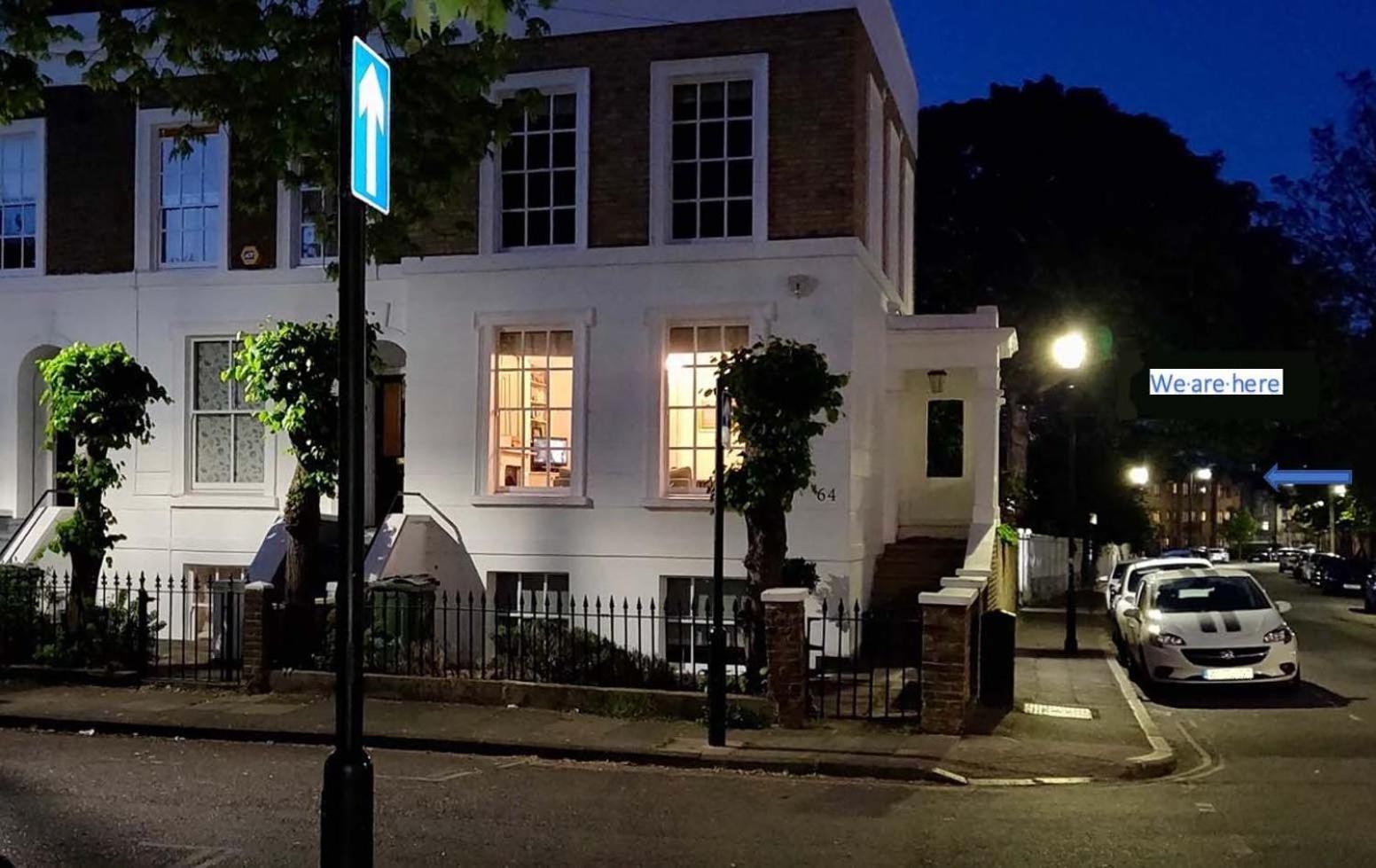 Arty Escape In Central London - Zone 2 Exterior photo